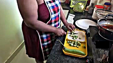 Girlfriend cooks brinjal solo, gets intimate with herself