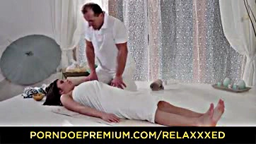 Massage turns into explicit sex at the spa