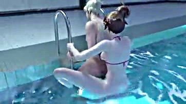 Futa girl gets oral and penetrative sex in pool