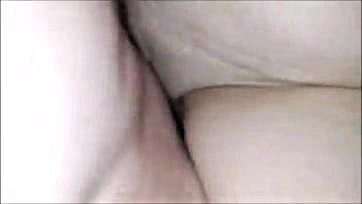 I'm cumming inside my pussy until it's drained