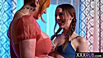 Lesbians Lauren & Lily engage in explicit oral sex