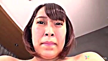 Japanese amateur gets creampie in love hotel