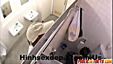 Vietnamese girl's sex video in public bathroom