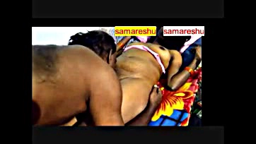 Indian wife eats hubby's cock in Kamasutra pose