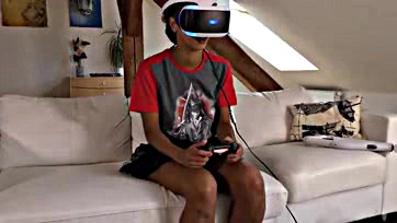 Fucking hell, Isabel got new PSVR game