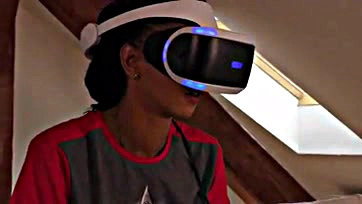 Fucking hell, Isabel got new PSVR game