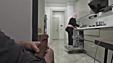 Arab stepmom gets her tight ass brutally fucked