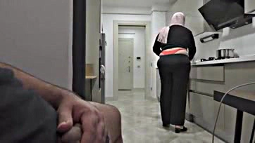 Arab stepmom gets her tight ass brutally fucked