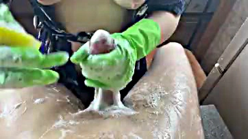 Housewife cleans cock, cum shoots in camera