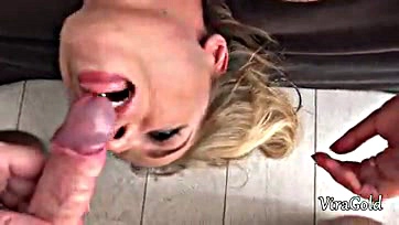 Young blonde receives cumshot in her mouth