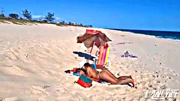 Beach sex gets wild in Rio de Janeiro