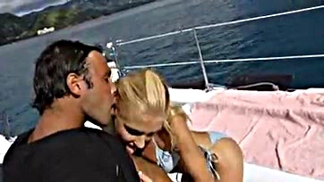 Julie gets laid by Greg on a tropical boat