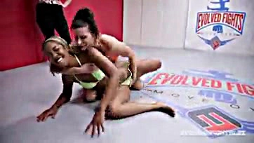 Ariel X wrestles, eats Lotus Lain's pussy