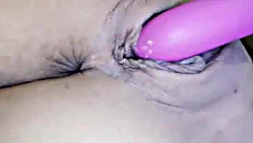 Fleshy Colombian vagina filled with rich meat