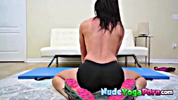 Sexy brunette gets naked, fingers herself during yoga