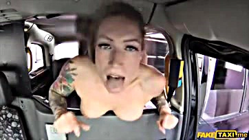 Girl gets rough sex in taxi, no holds barred