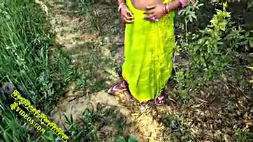 Indians enjoy outdoor sex in a rural setting