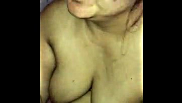 This bhabhi gives amazing oral sex