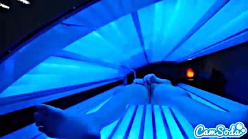 Teen Latina self-pleasures in tanning bed