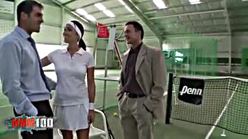 Girl gets double penetrated on a public tennis court