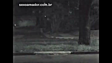 Prostitute scores in public on São Paulo avenue