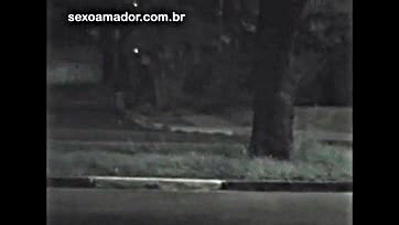 Prostitute scores in public on São Paulo avenue