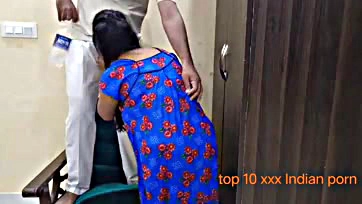 Indian housewife has sex with an electrician