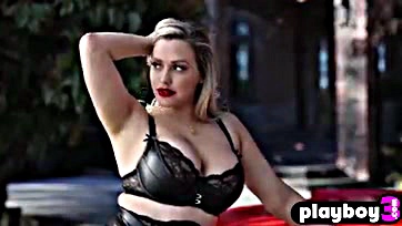 Fat Mia Mankova flaunts in sexy lingerie