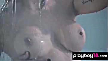 Lesbian couple gets steamy in the shower