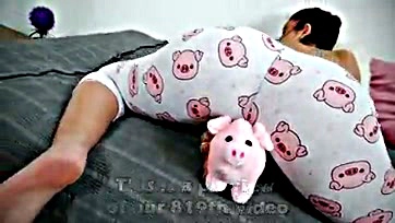 Sexy amateur plays with pig, gets naughty