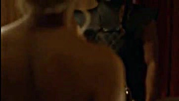 Emilia Clarke's Daenerys gets naked, no dragons involved