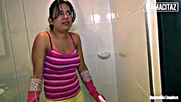 Boss-banging cleaning lady gets lucky