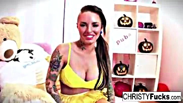 Fetish queen Christy Mack gets freaky solo