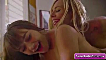 Lesbians engage in explicit pussy play, reach climax