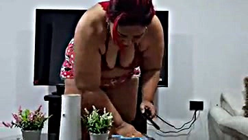 BBW housewife gets massive cock, loves round ass