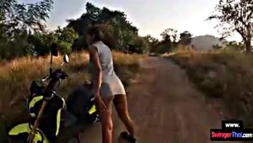 Asian amateur gets laid in a rural area