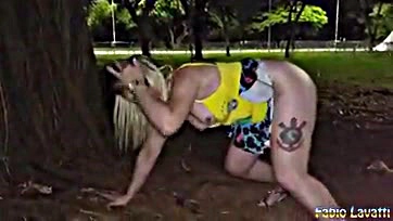 Soraya is sucking a black woman in the park