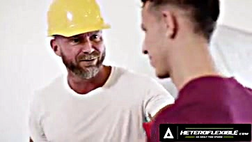 Twink gets passionately assfucked by horny construction worker