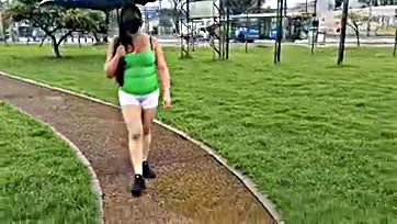 Colombian hotwife flaunts giant cameltoe in public shorts