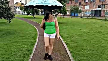 Colombian hotwife flaunts giant cameltoe in public shorts