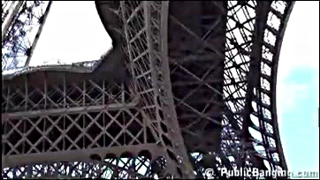 Threesome occurred at Eiffel Tower in Paris, France