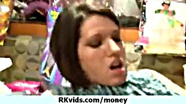 Teen girl publicly masturbates for rent money