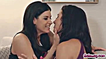 India Summer's thirsty hopes get Reagan Foxx's sloppy help