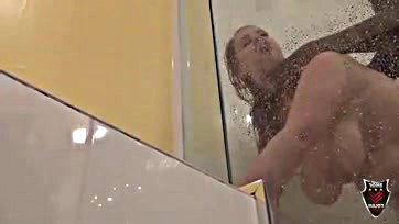 Amerie's massive booty gets ravaged in the shower