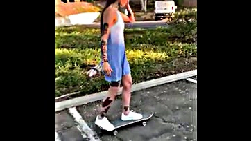 Fucking tattooed skater girl gets off in public