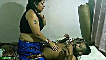 Desirable Indian housewife seduces AC repairman for passionate sex