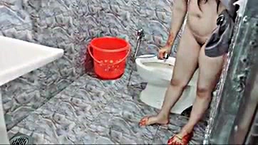 Desi woman shaves pubic area and urinates before Eid