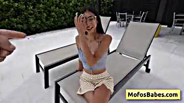 Sexy teen Sona Bella gives sloppy blowjob