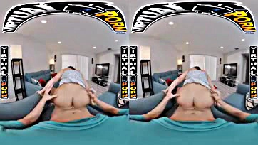 Fucking stepmom does chores in virtual reality