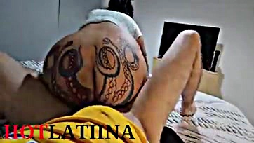 Venezuelan tattooed woman demands anal sex in Medellín